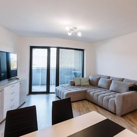 Ferienwohnung Miracle Pressburg Exterior foto